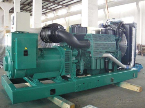 雨湖康明斯发电机出租：确保您的业务不间断！